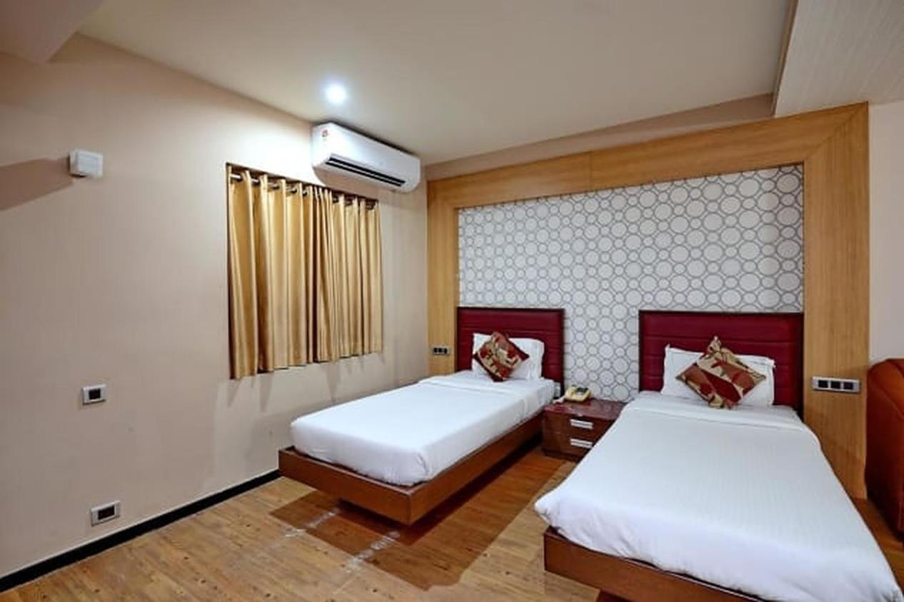 Gold Coast Beach Resort بوري المظهر الخارجي الصورة