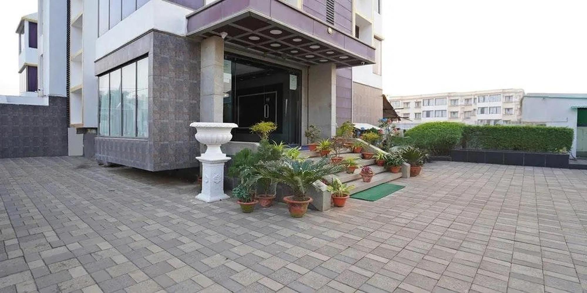 Gold Coast Beach Resort بوري المظهر الخارجي الصورة
